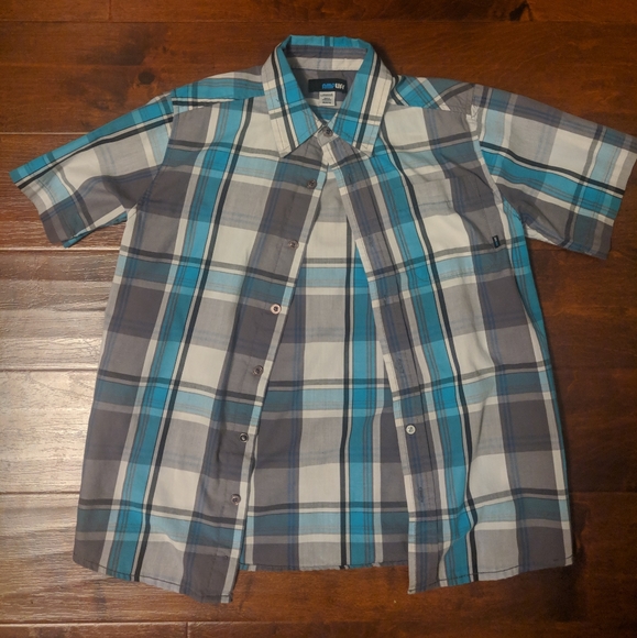Amplify Short Sleeve Dress Shirt - Picture 1 of 3